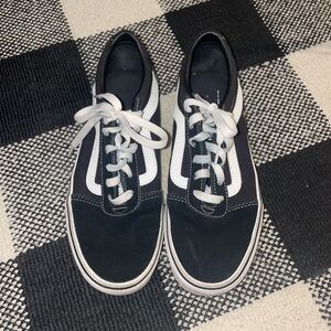 Vans Women’s Black and White Sneakers